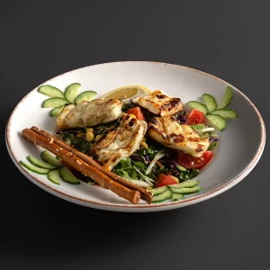 Hellimli Salata